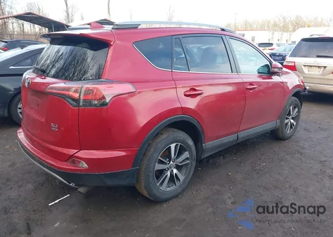 2017 Toyota Rav4 Xle z USA, uszkodzony, nr VIN 2T3RFREV2HW661857